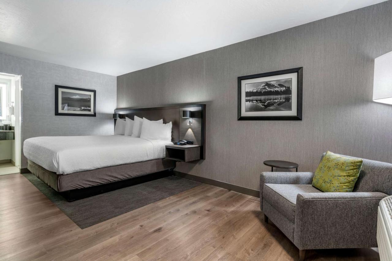 Best Western Plus Hilltop Inn Redding Eksteriør billede