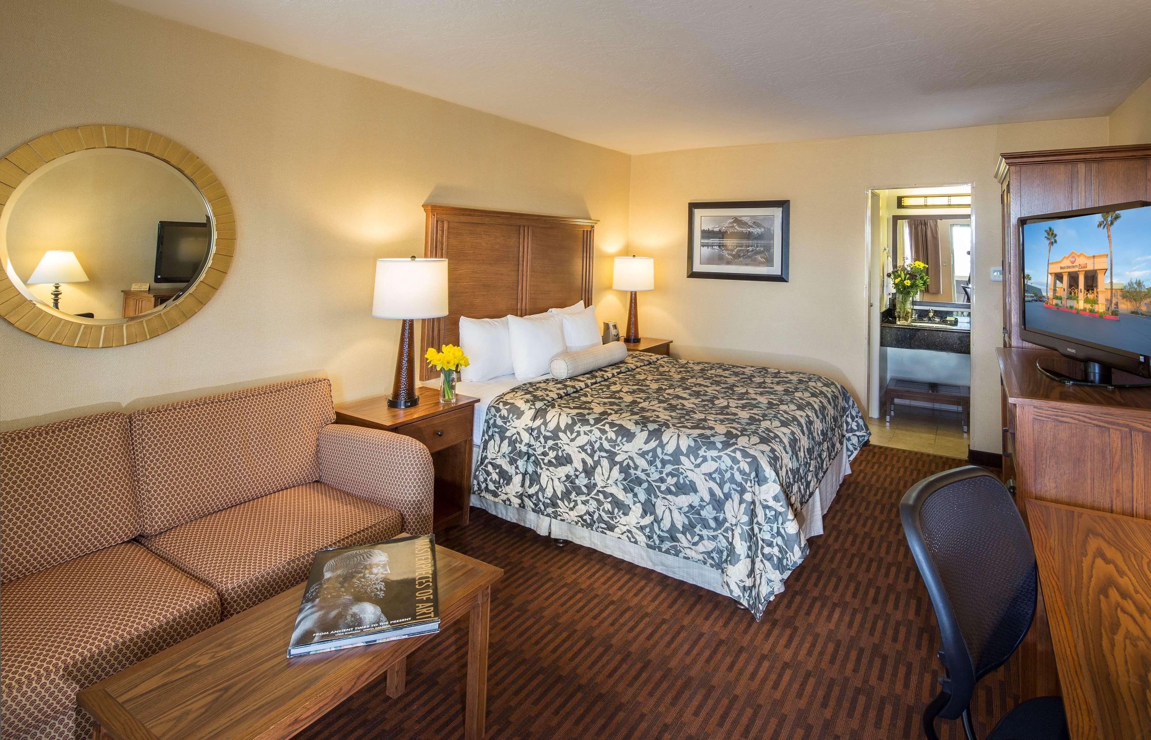Best Western Plus Hilltop Inn Redding Eksteriør billede