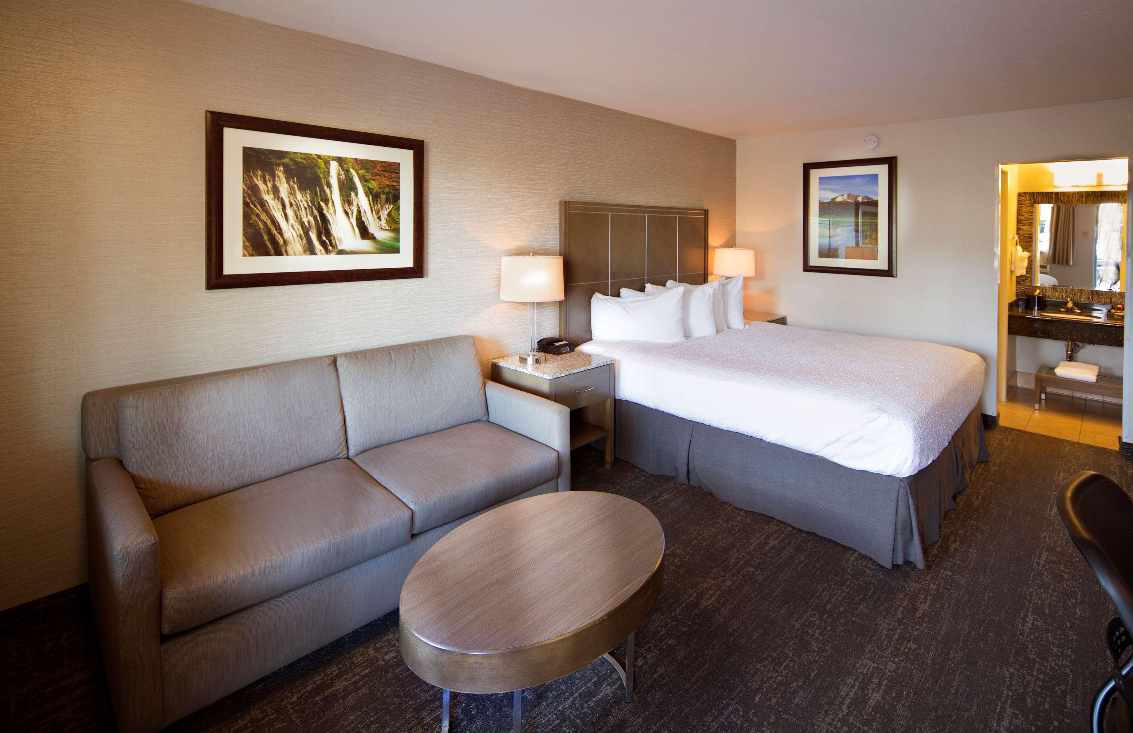 Best Western Plus Hilltop Inn Redding Eksteriør billede