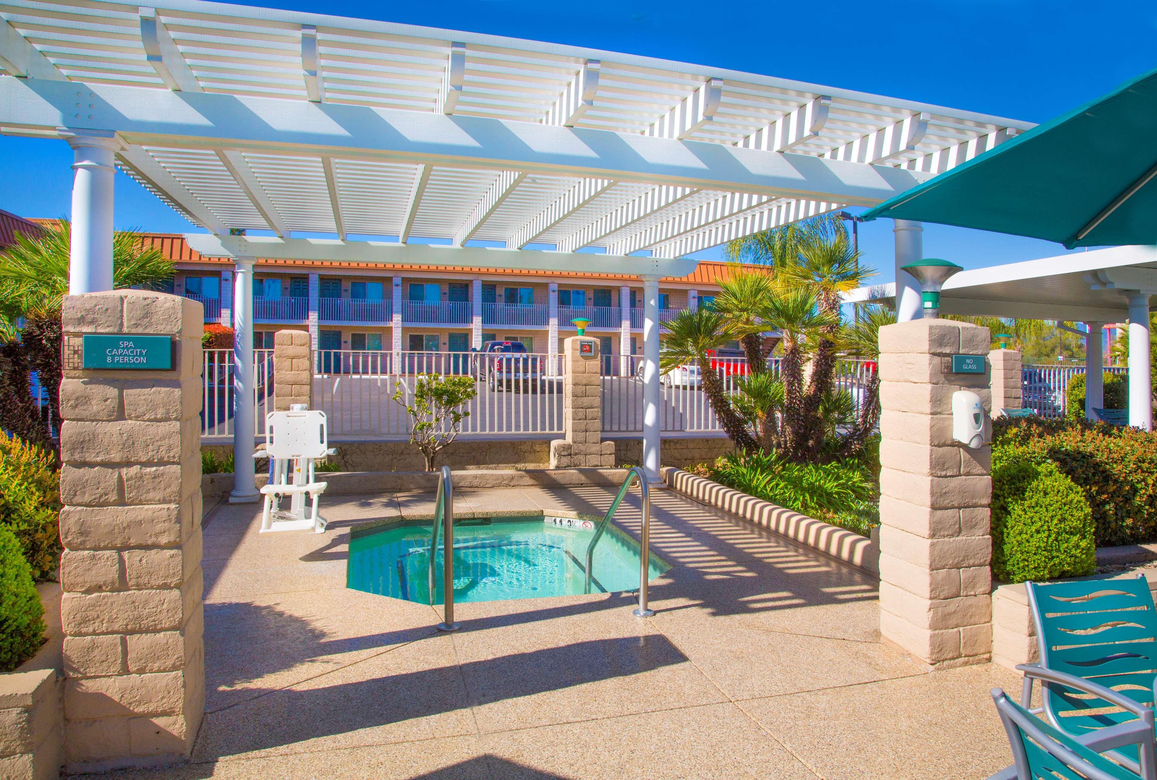 Best Western Plus Hilltop Inn Redding Eksteriør billede